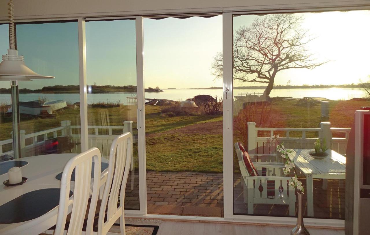 Awesome Home In Soelvesborg With House Sea View Exteriér fotografie