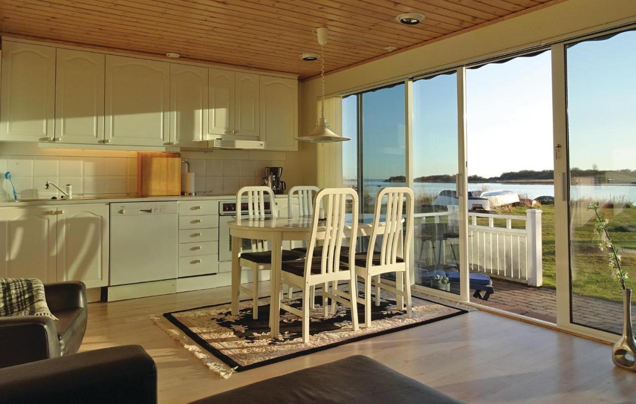 Awesome Home In Soelvesborg With House Sea View Exteriér fotografie